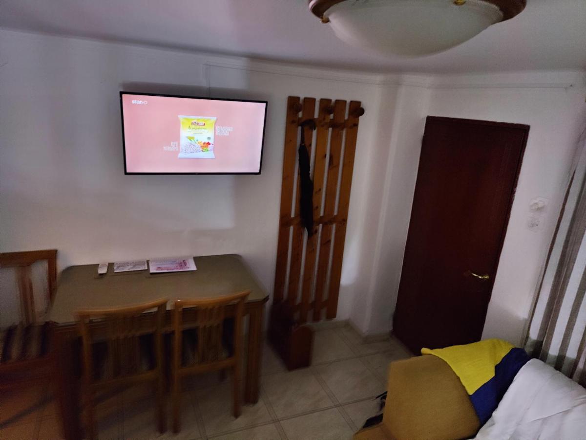 Art Apartment Syngrou Athens Luaran gambar